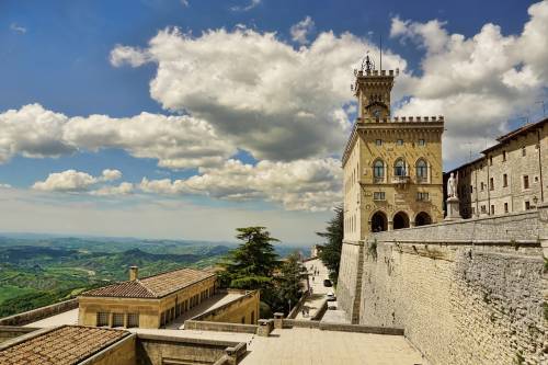 Pensioni, a San Marino sconto sulle imposte per chi prende residenza